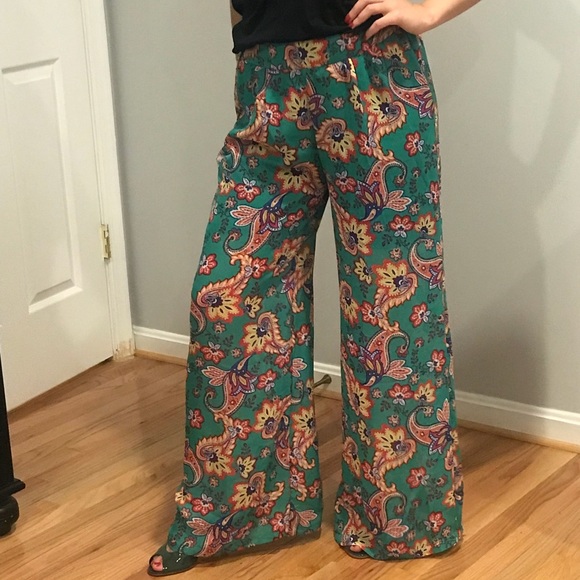 UPS & Down Green Floral Wise Leg Bottom Pant - Picture 2 of 4